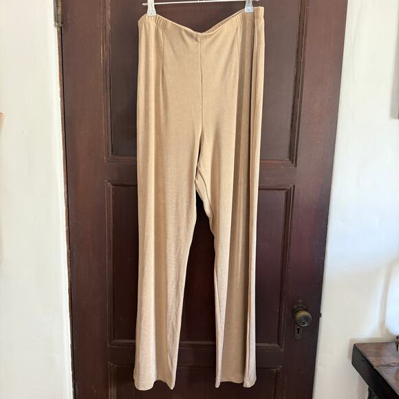 CHICO'S TRAVELERS | Taupe Tan Flat Front Straight Leg Pull on pants | Large 2 - Picture 1 of 6